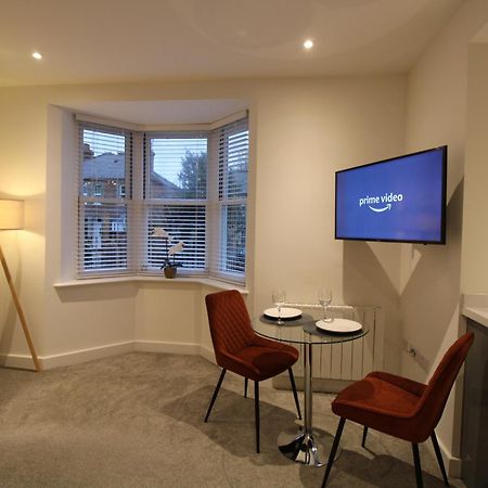 No 10 @Short Stays Basingstoke Exterior photo